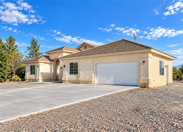 381 Arapahoe Street, Pahrump, NV 89048