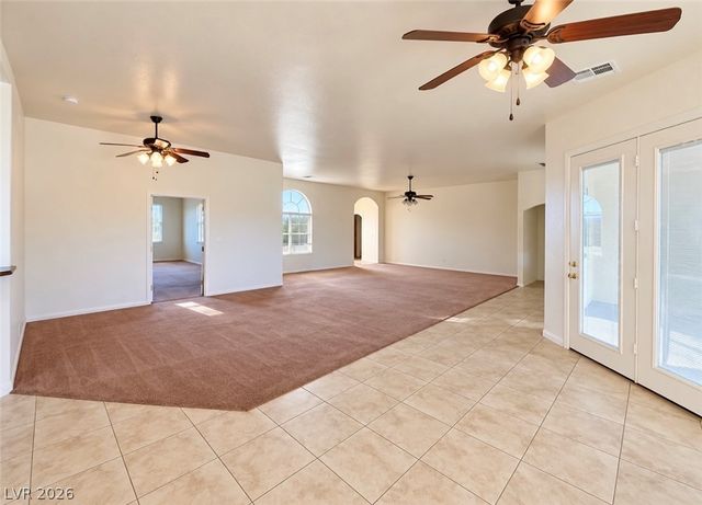 381 Arapahoe Street, Pahrump, NV 89048