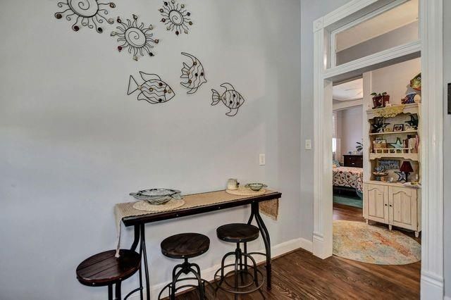 1606 Avenue L up, Galveston, TX 77550