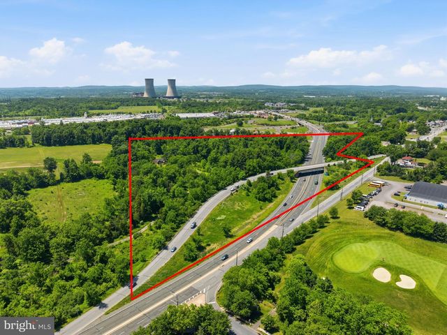 10 SHERIDAN LN, Pottstown, PA 19464