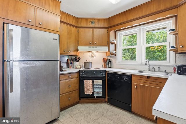 10 SHERIDAN LN, Pottstown, PA 19464