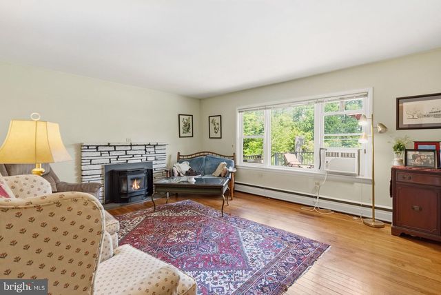 10 SHERIDAN LN, Pottstown, PA 19464