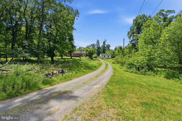 10 SHERIDAN LN, Pottstown, PA 19464