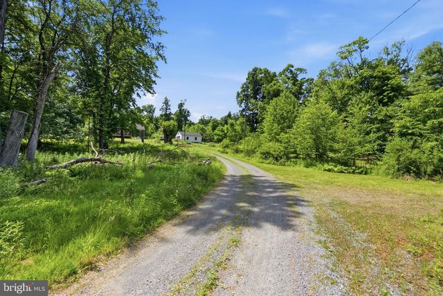 10 SHERIDAN LN, Pottstown, PA 19464