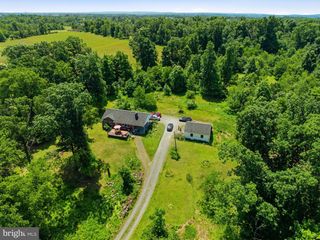 10 SHERIDAN LN, Pottstown, PA 19464