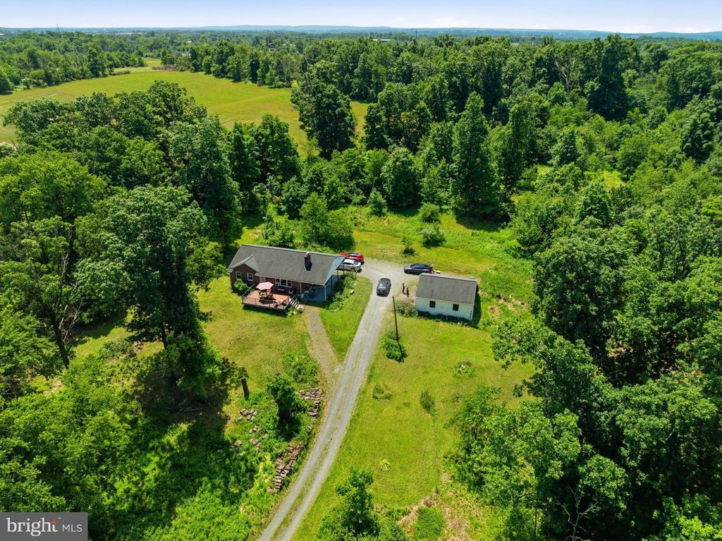 10 SHERIDAN LN, Pottstown, PA 19464