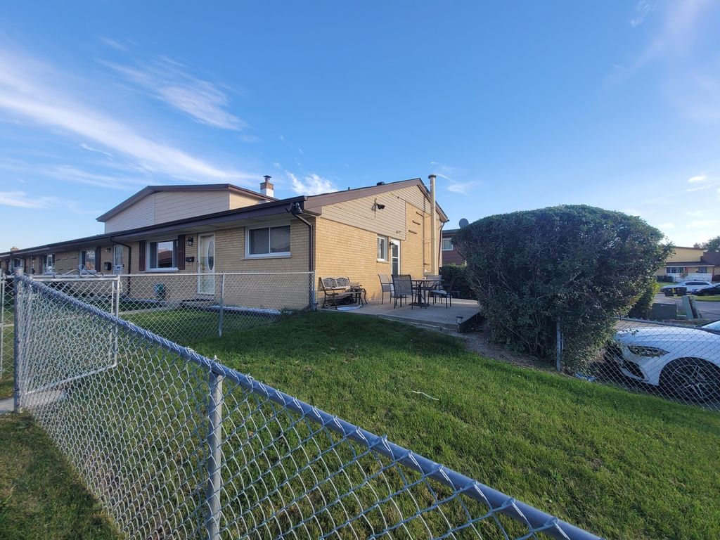 9462 Hamlin Avenue, Des Plaines, IL 60016 — photo 3