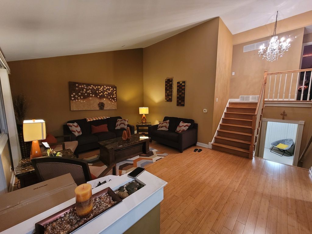 9462 Hamlin Avenue, Des Plaines, IL 60016 — photo 4