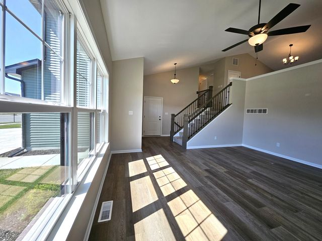 5104 Southview Drive, Lowell, IN 46356