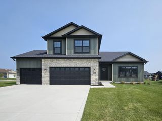 5104 Southview Drive, Lowell, IN 46356