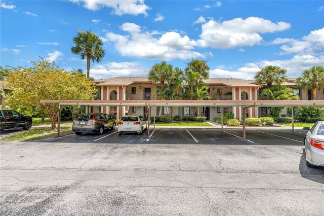 723 83RD AVENUE N 102, St Petersburg, FL 33702