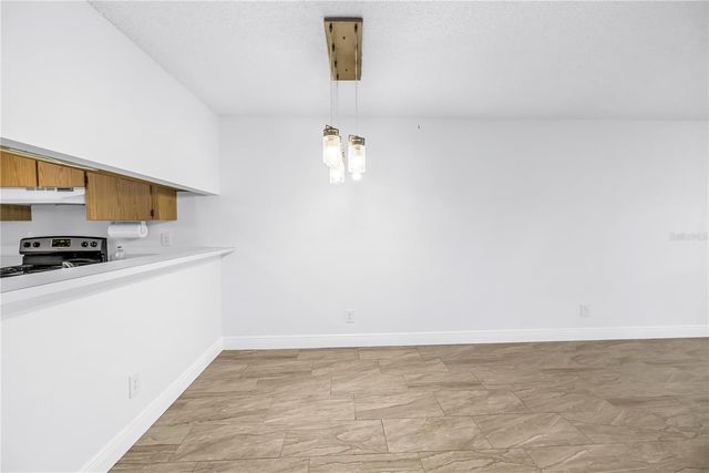 723 83RD AVENUE N 102, St Petersburg, FL 33702