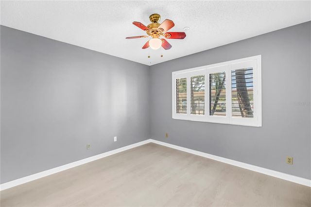 723 83RD AVENUE N 102, St Petersburg, FL 33702
