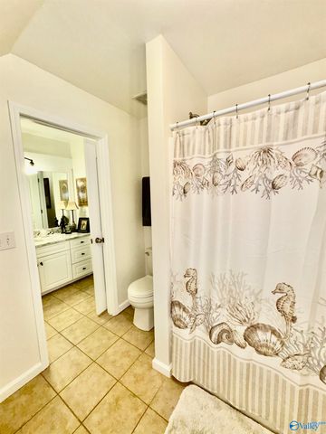 12 Hawthorn Heights Blvd, Huntsville, AL 35824