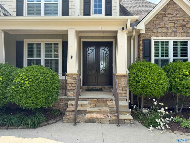 12 Hawthorn Heights Blvd, Huntsville, AL 35824