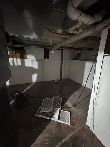 905 NE 8th Ave, Minot, ND 58703