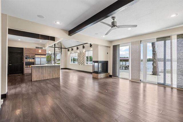 18200 CYPRESS COVE LANE, Lutz, FL 33549