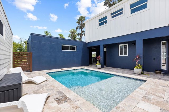 18200 CYPRESS COVE LANE, Lutz, FL 33549