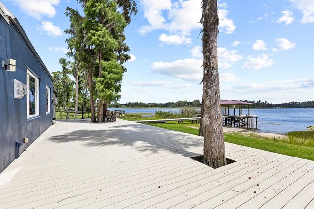 18200 CYPRESS COVE LANE, Lutz, FL 33549