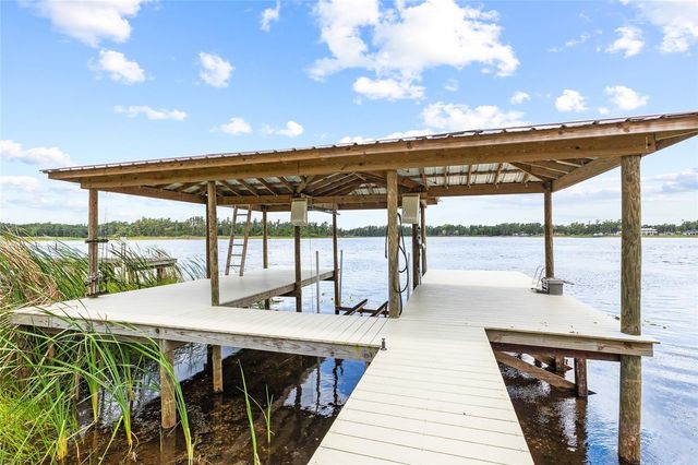 18200 CYPRESS COVE LANE, Lutz, FL 33549