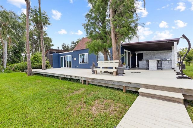 18200 CYPRESS COVE LANE, Lutz, FL 33549