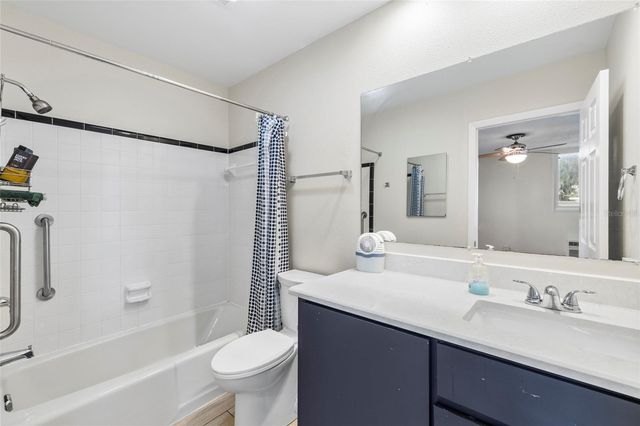 18200 CYPRESS COVE LANE, Lutz, FL 33549