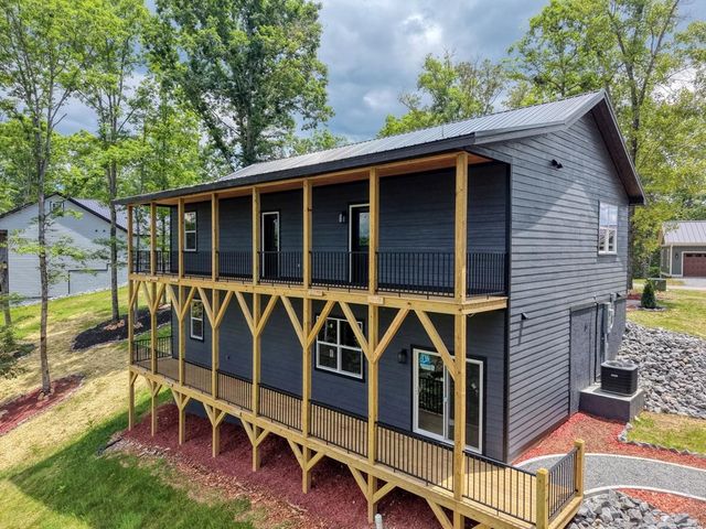 140 Short Oak Run, Murphy, NC 28906