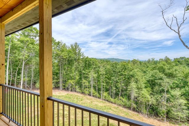140 Short Oak Run, Murphy, NC 28906
