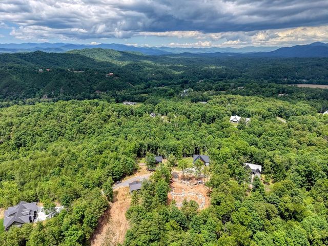 140 Short Oak Run, Murphy, NC 28906