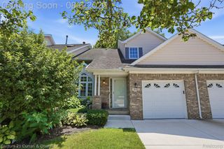 443 Natures Cove Court, Wixom, MI 48393