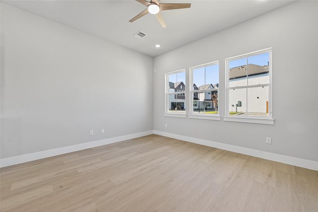 6702 Metro Blvd 52, Houston, TX 77083