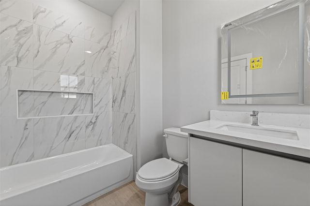 6702 Metro Blvd 52, Houston, TX 77083