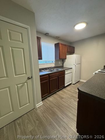 801 Applewood Lane, Fayetteville, NC 28303