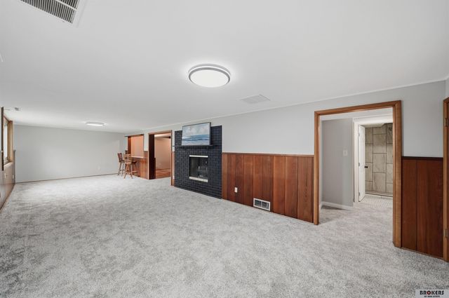 3311 calvert Street, Lincoln, NE 68506