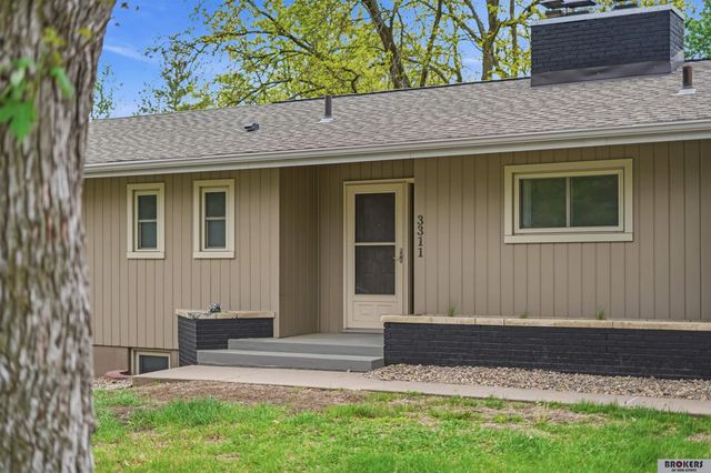 3311 calvert Street, Lincoln, NE 68506