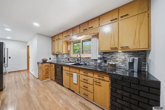 3311 calvert Street, Lincoln, NE 68506