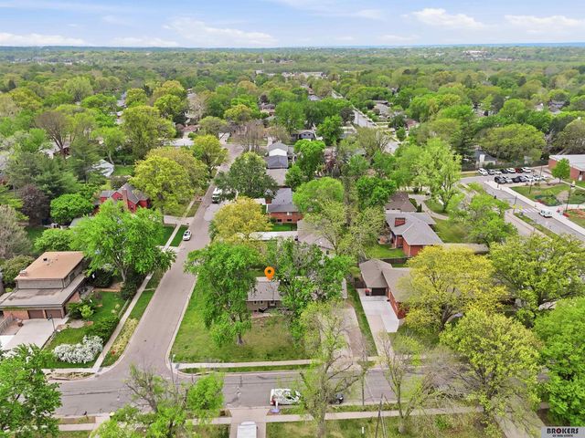 3311 calvert Street, Lincoln, NE 68506
