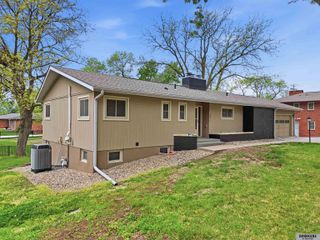 3311 calvert Street, Lincoln, NE 68506