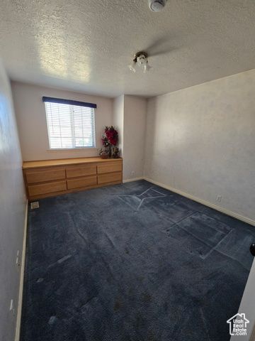 171 E SHADOWBROOK LN, Kaysville, UT 84037