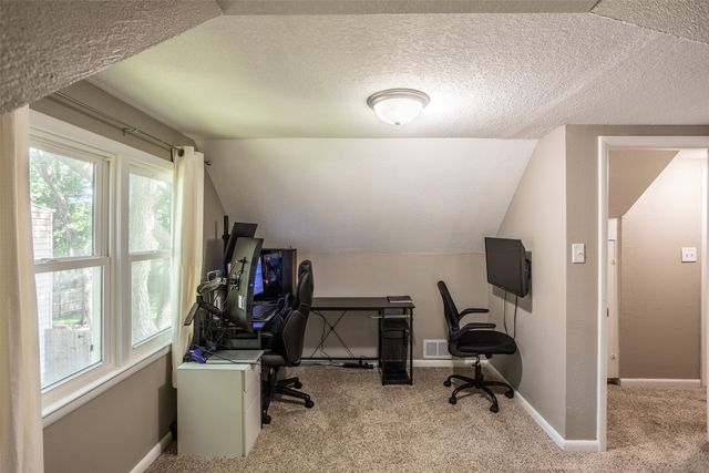 2508 Mann Avenue, Des Moines, IA 50310