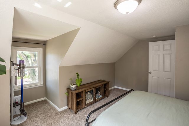 2508 Mann Avenue, Des Moines, IA 50310