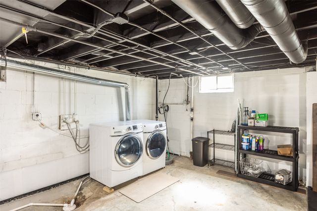 2508 Mann Avenue, Des Moines, IA 50310