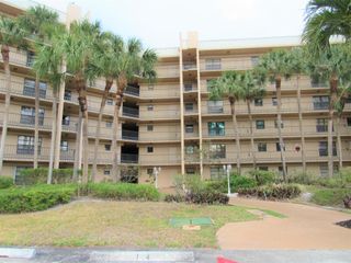 4640 Lucerne Lakes Boulevard 206, Lake Worth, FL 33467