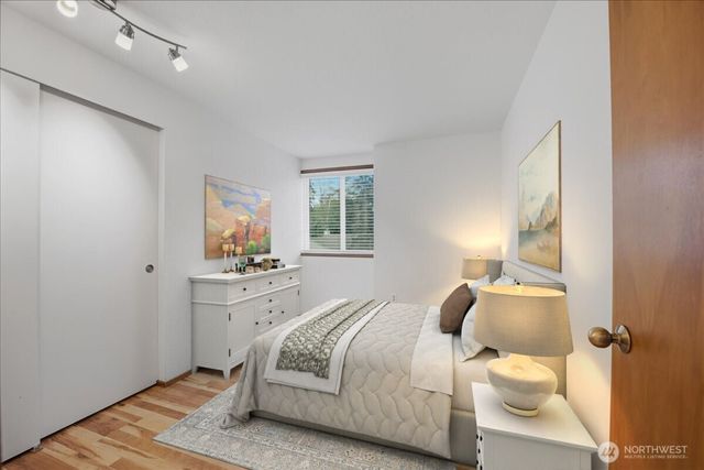10203 50th Place W, Mukilteo, WA 98275