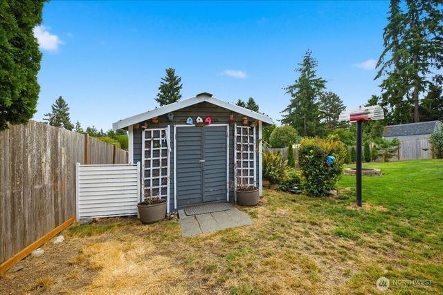 10203 50th Place W, Mukilteo, WA 98275