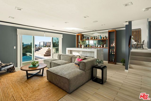 4517 Stanton Drive, Los Angeles, CA 90065