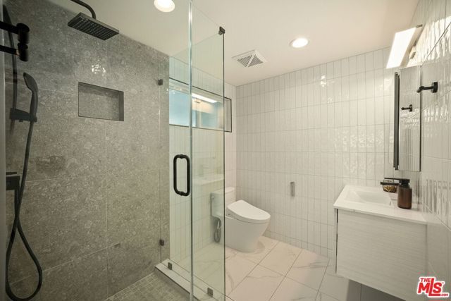 4517 Stanton Drive, Los Angeles, CA 90065