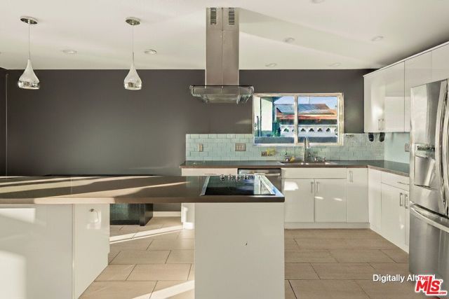 4517 Stanton Drive, Los Angeles, CA 90065