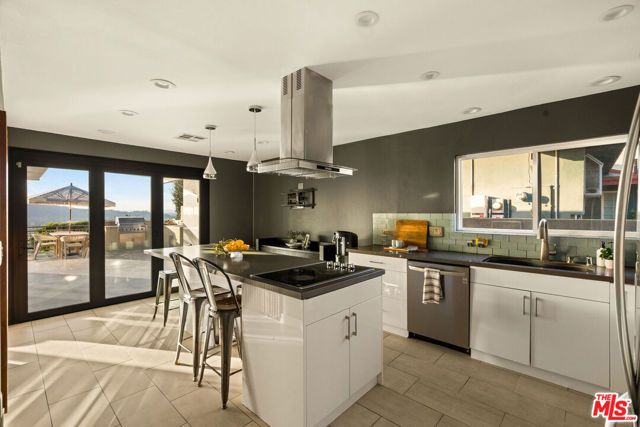 4517 Stanton Drive, Los Angeles, CA 90065