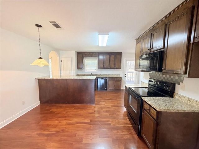 544 Palimino Pass, Monroe, GA 30655